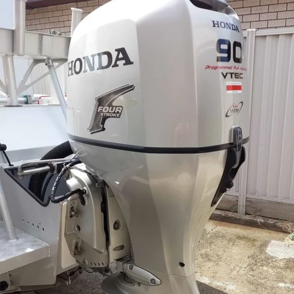 2011 HONDA BF90D - Image 5